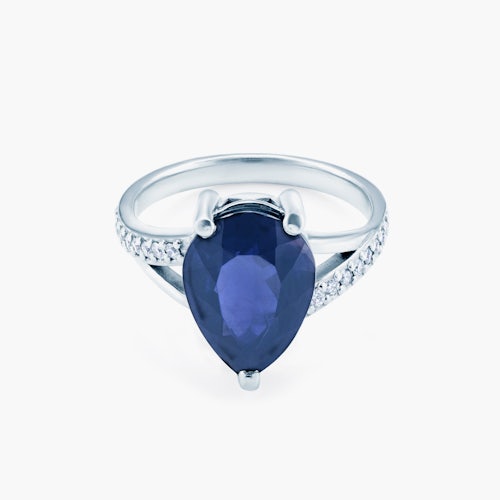 Pierścionek SAVICKI: białe złoto, niebieski szafir